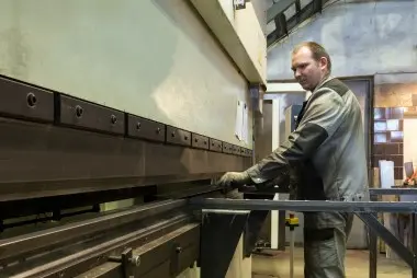 Цех резки по металлу – фото 3 из 15